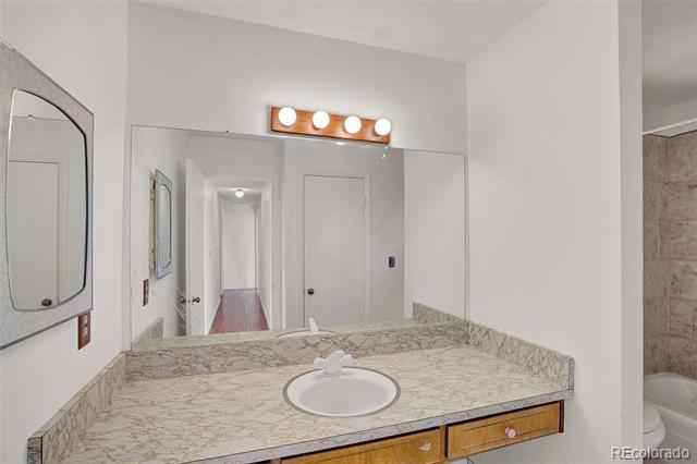 Building Photo - 2415 Ceresa Ln