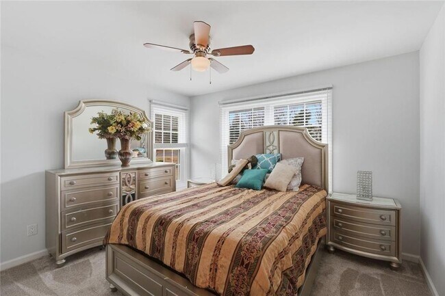 Building Photo - 638 Oberlochen Way