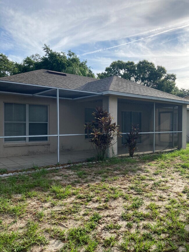Building Photo - 2742 Cullens Ct