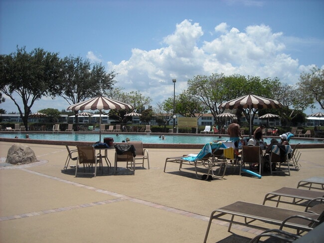 Building Photo - 60 Kent E