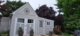 Building Photo - 11 W Windsor Ave