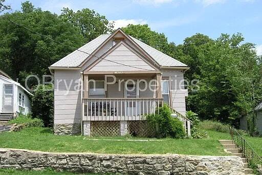Primary Photo - 1606 Stinson Ave
