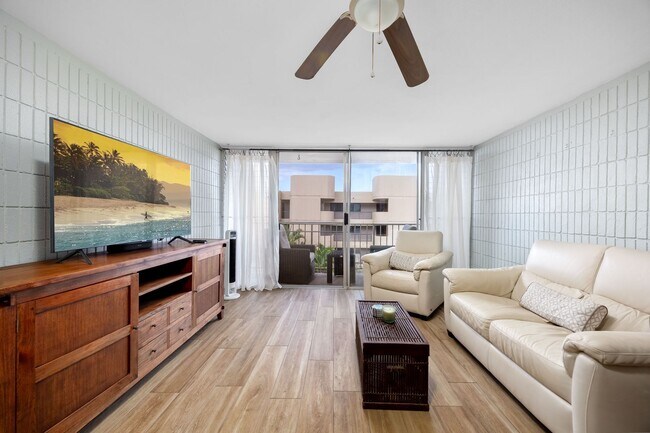 Building Photo - Mokuleia Sands #501 – Furnished 1BR/1BA | Ocean Views | Available Now