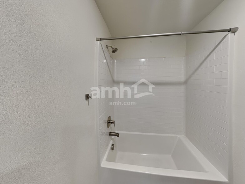 Building Photo - 322 Palazza Reserve Pl