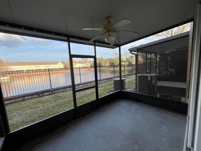 Building Photo - 654 Shropshire Loop