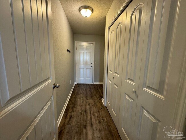 Building Photo - 4406 Thistle Pine Ct