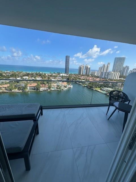 Building Photo - 19707 Turnberry Way