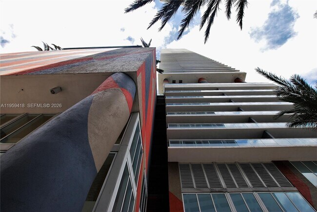 Building Photo - 50 Biscayne Blvd