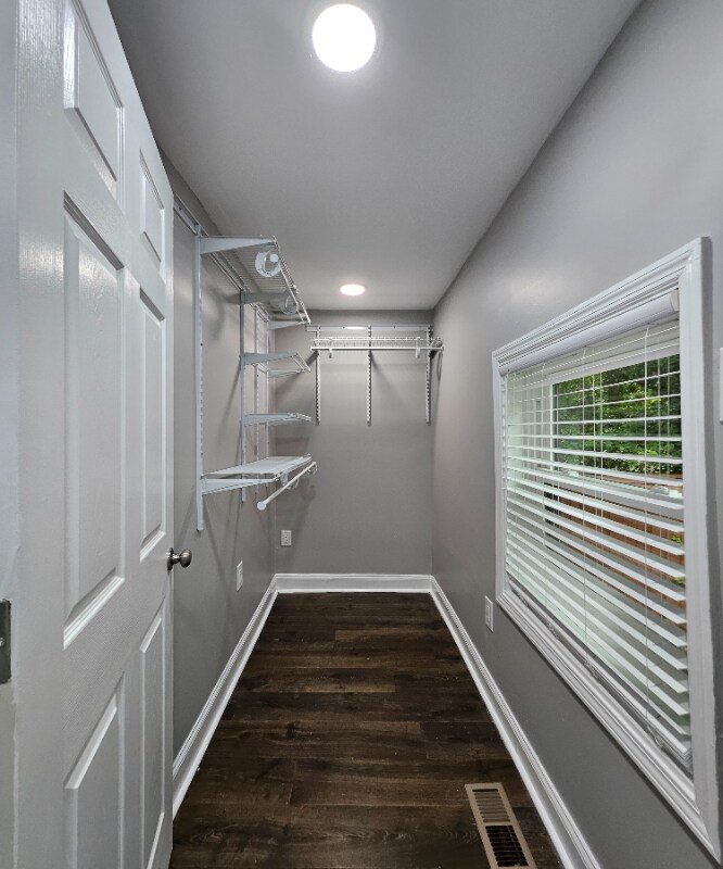 Building Photo - 16 Johnson Rd NW