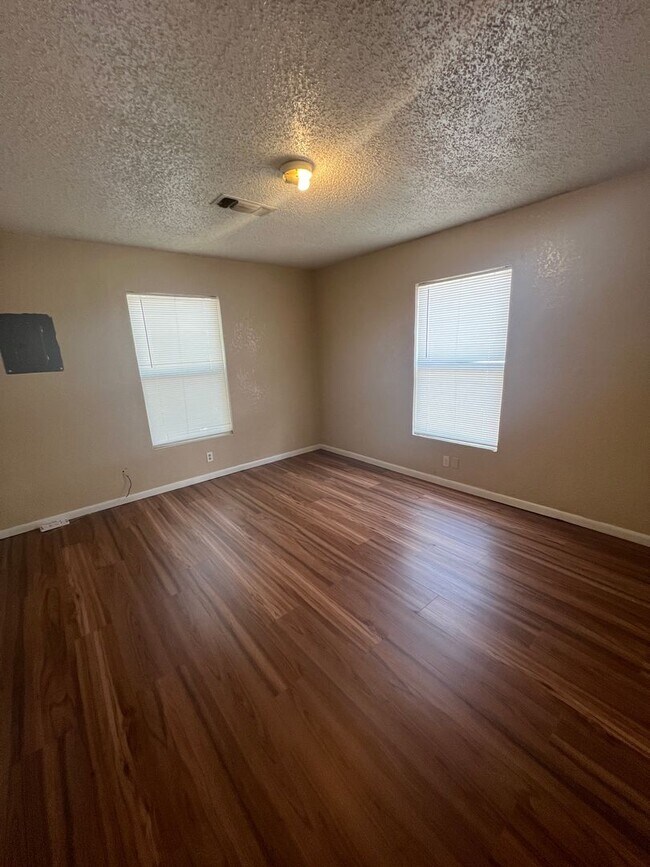 Building Photo - 3105 S Harrison- Duplex