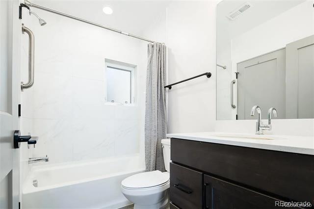 Building Photo - 3460 S Corona St