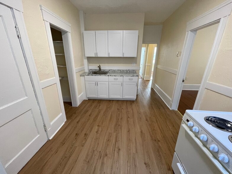 Building Photo - 895 Huntington Ave