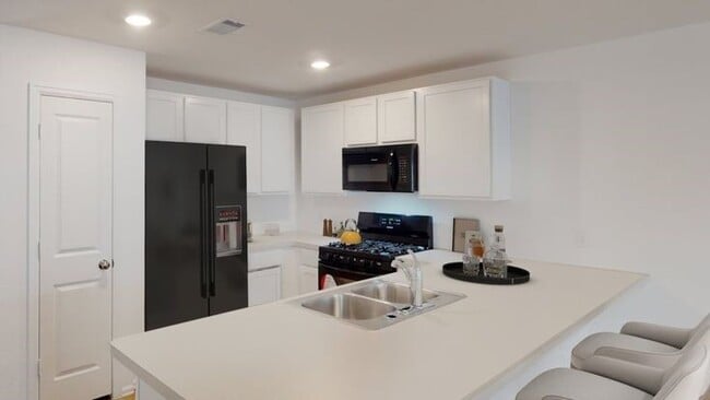 Building Photo - 2802 Via Augusta Dr