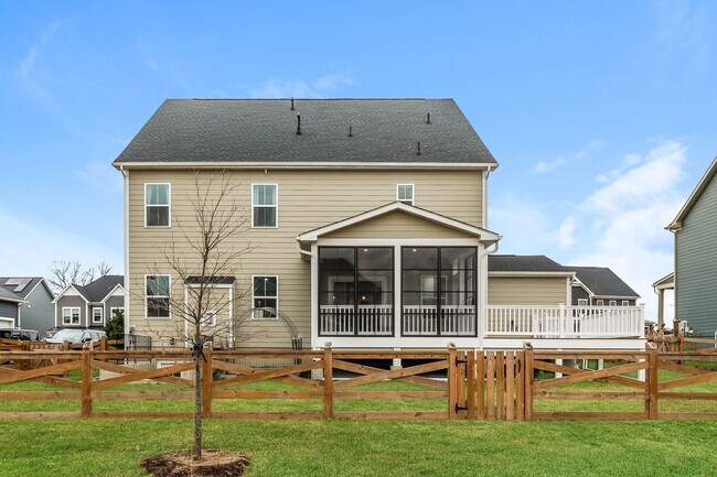 Building Photo - 2023 Hartland Stunner—6BR with 3-Car Garage