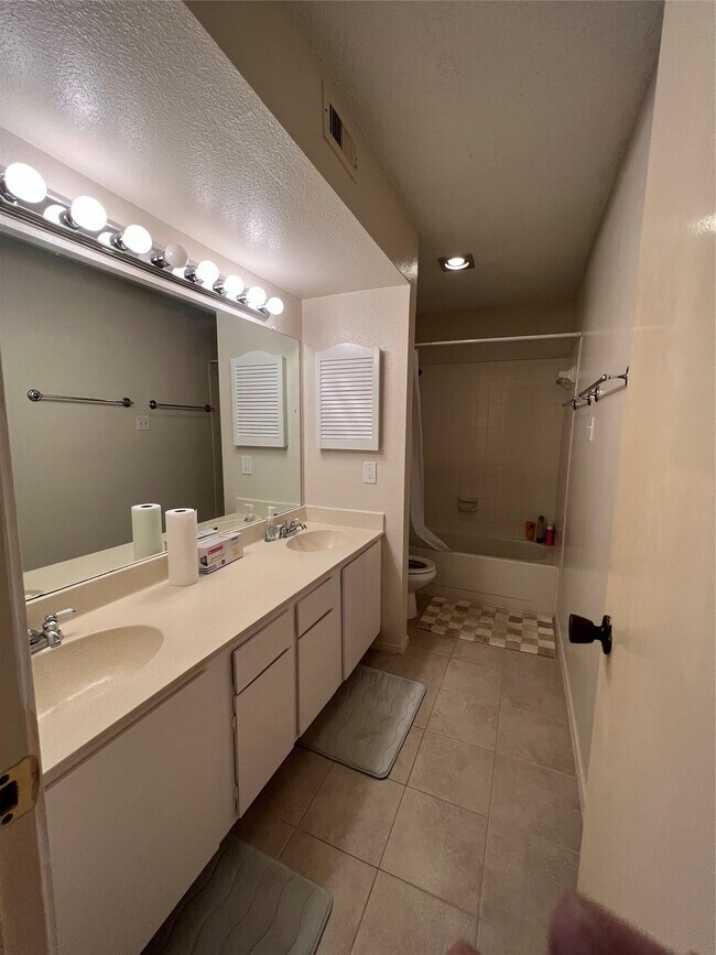 Building Photo - 7950 N Stadium Dr