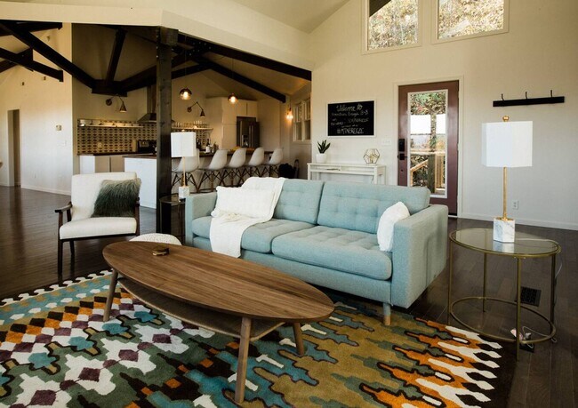 Building Photo - Secluded Furnished Rental-Asheville