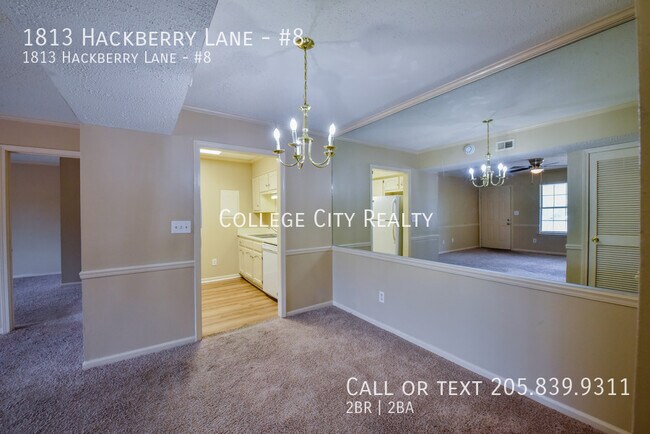Building Photo - 1813 Hackberry Ln