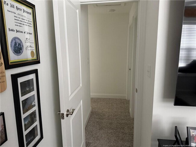 Building Photo - 211 NC-211