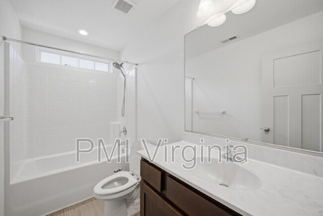 Building Photo - 1133 Madison Lynn Wy