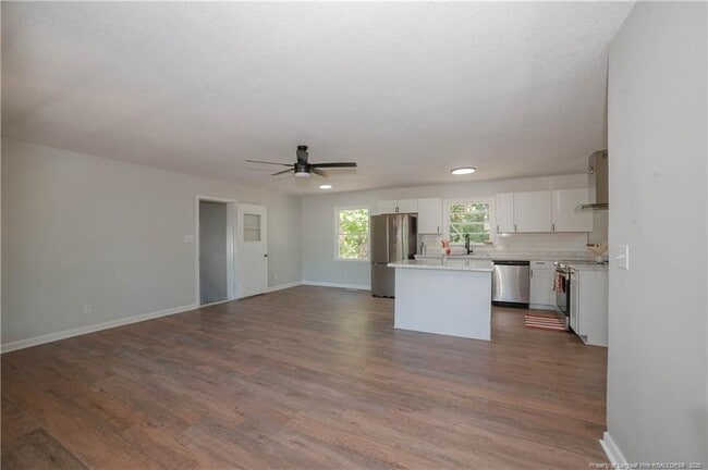 Building Photo - 5512 Lariat Ct