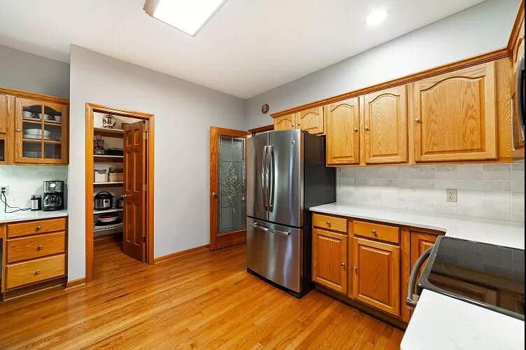Building Photo - 4405 Fall River Dr