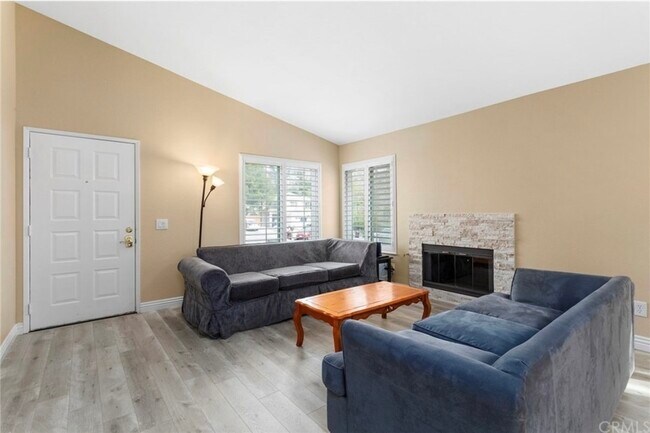 Building Photo - 22931 Springdale Dr