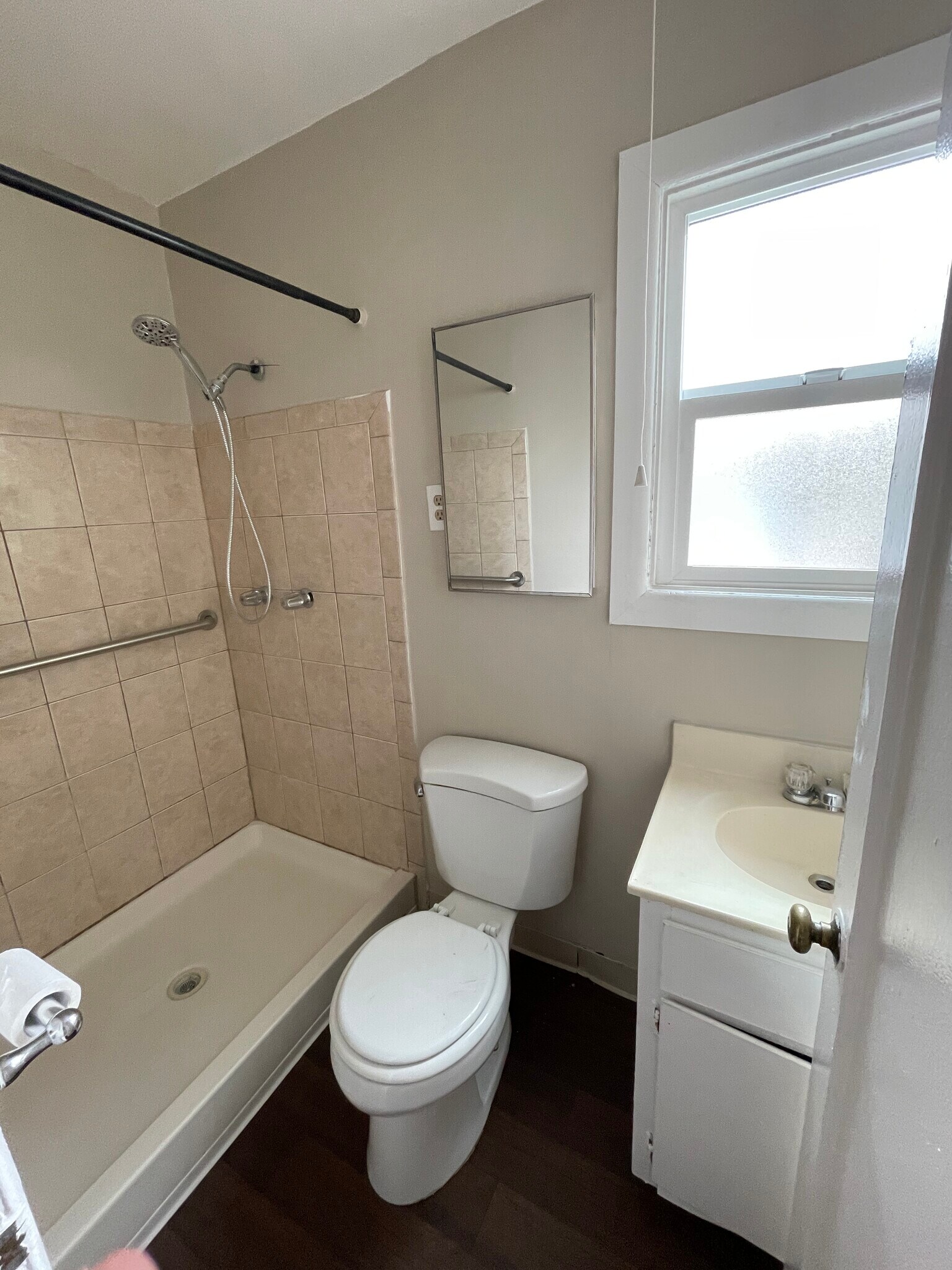 Building Photo - 8033 Rosecrans Ave