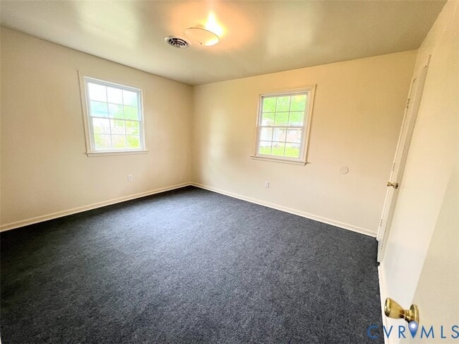 Building Photo - 2408 Lee St