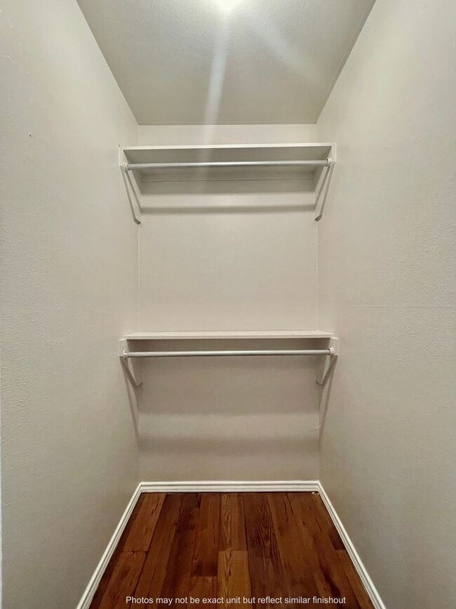 Building Photo - 1013-1015-1015 Advance St