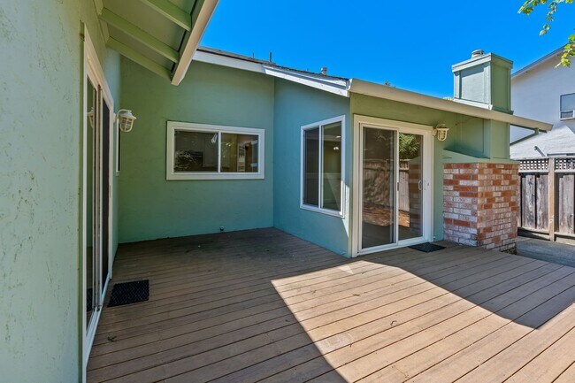Building Photo - Browns Valley 3 bed 2 bath home