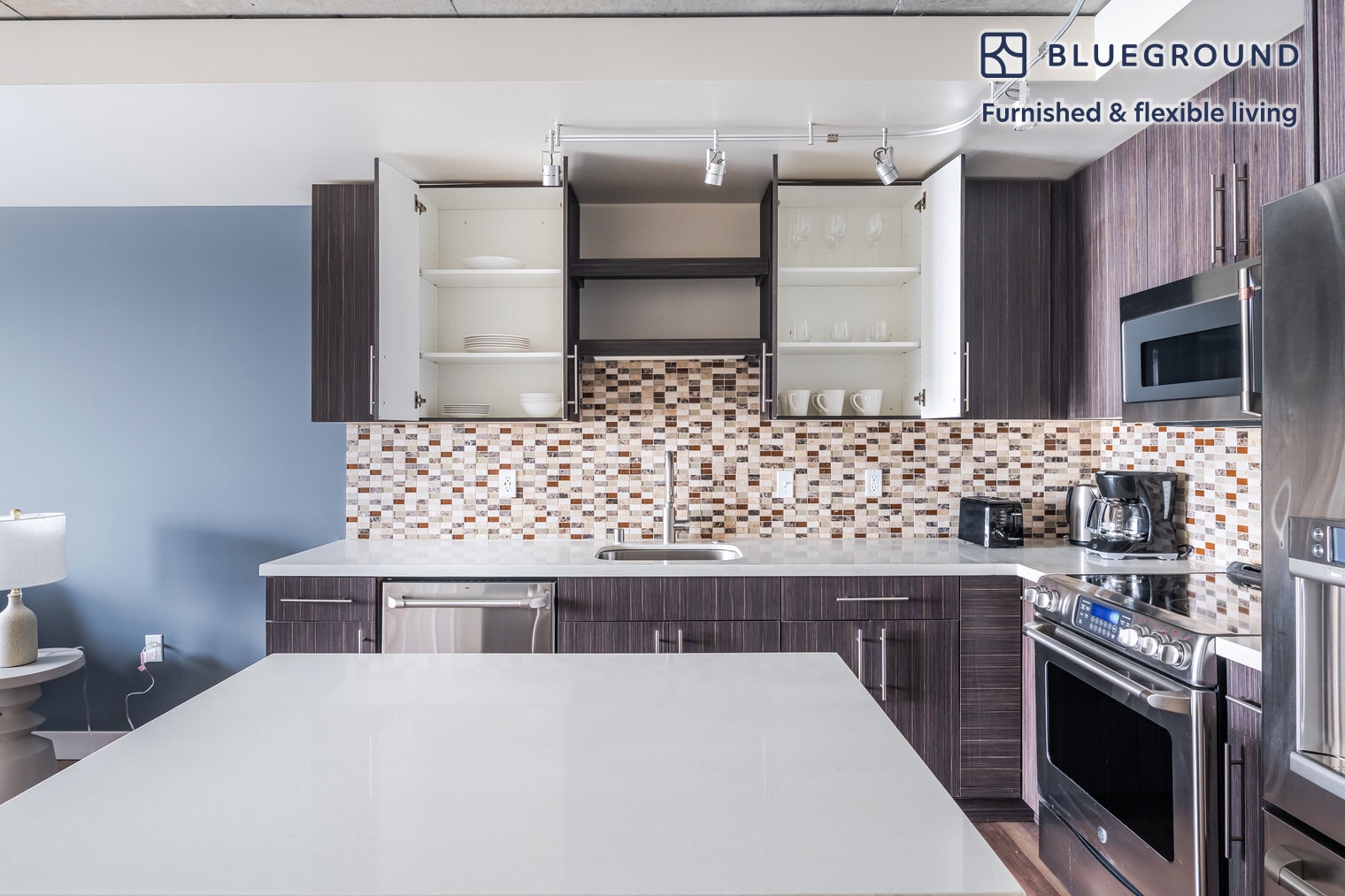 Building Photo - 101 Taylor Ave N