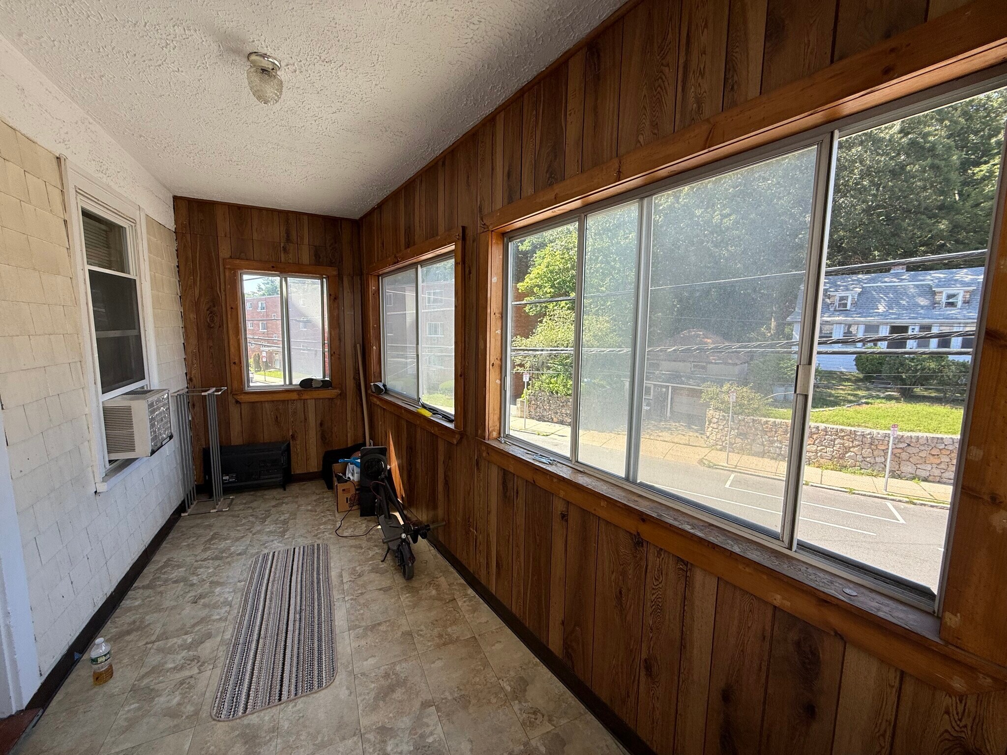 Building Photo - 348 Faneuil St