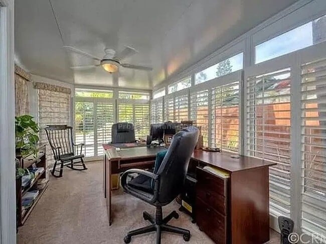 Building Photo - Spacious Single-Story 4 Bed, 2 Bath Home w...