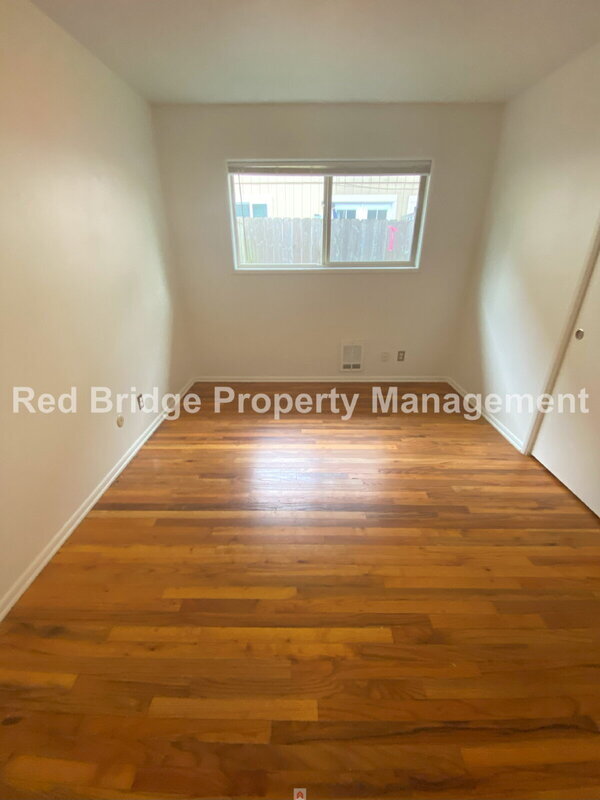 Building Photo - 4508 NE Killingsworth St