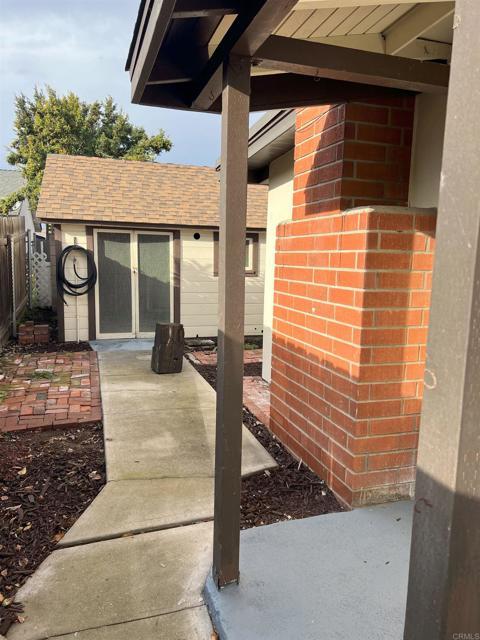 Building Photo - 4054 Mt Barnard Ave