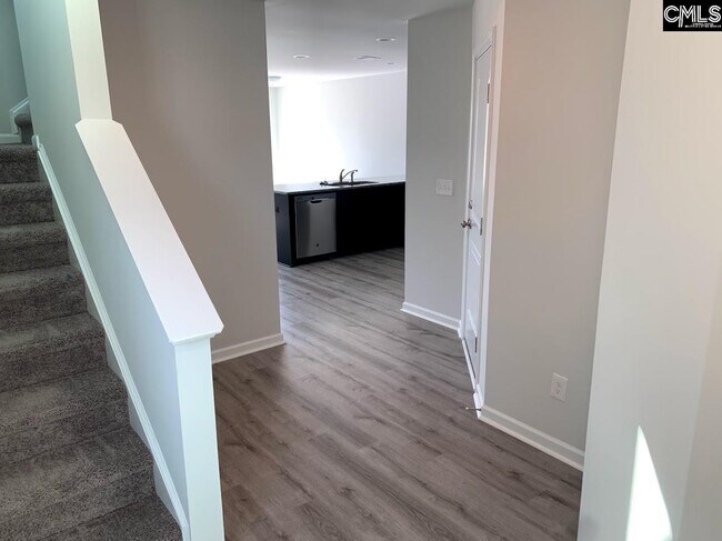 Building Photo - 2325 Trakand Dr