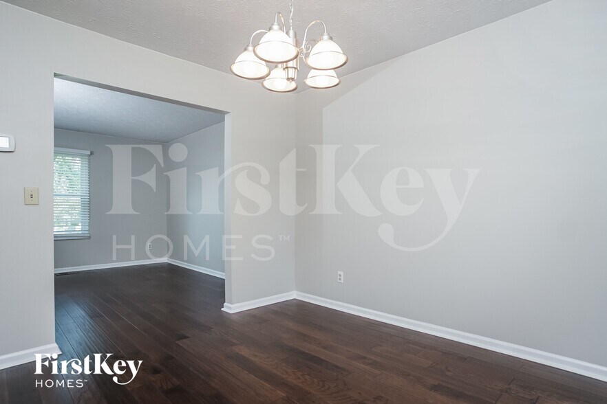 Building Photo - 6806 Spring Arbor Dr