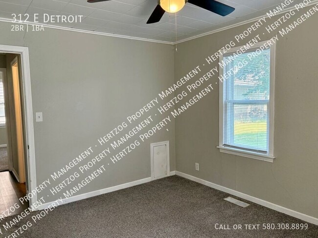 Building Photo - 312 E Detroit-