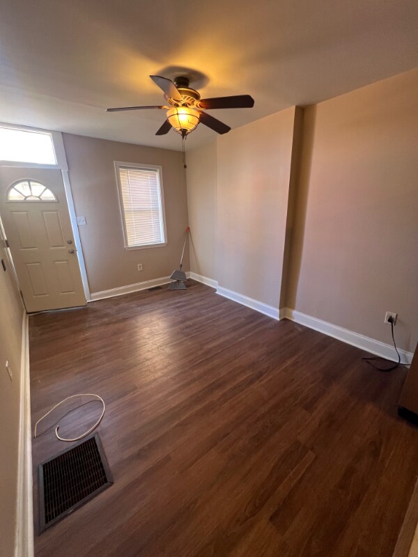 Building Photo - 2010 E Boston St