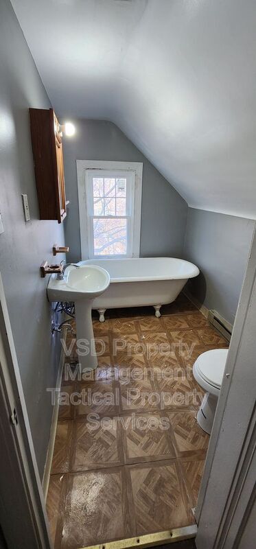 Building Photo - 14717 Milverton Rd