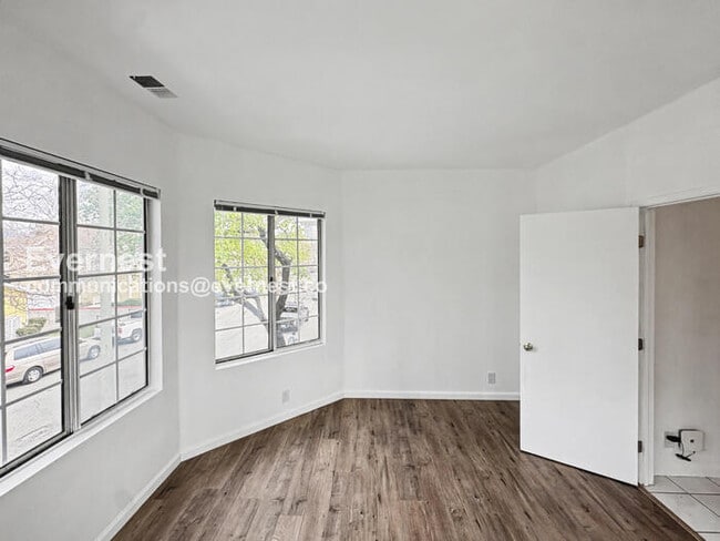 Building Photo - 1424 Market St