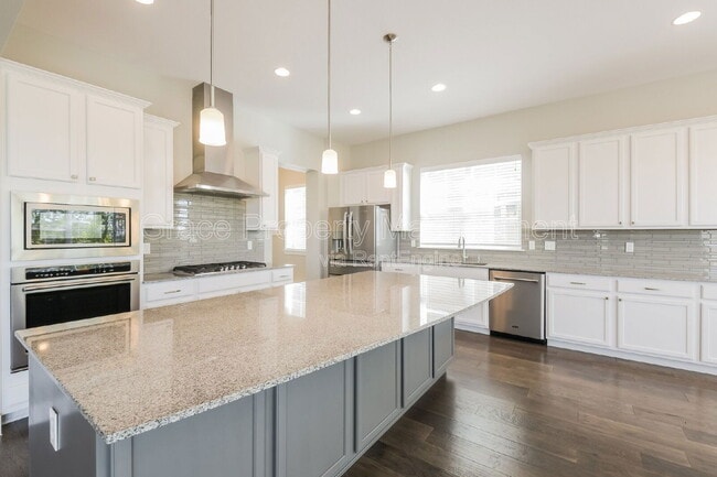 Building Photo - 1962 W 137th Dr