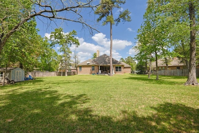 Building Photo - For Lease | 4 Bed, 2 Bath | 2,449 Sq Ft | The Woodlands Creekside Community |