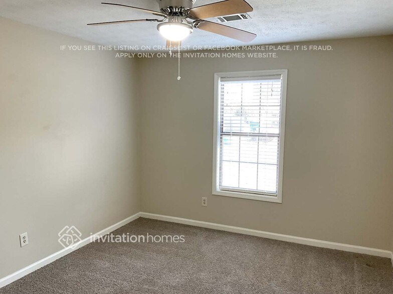 Building Photo - 2712 Inverloch Cir