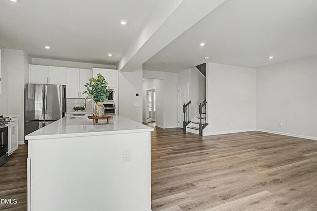 Building Photo - 1621 Crimson Leaf Ln