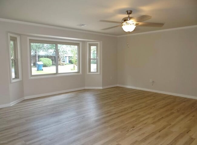 Building Photo - 107 Essex St