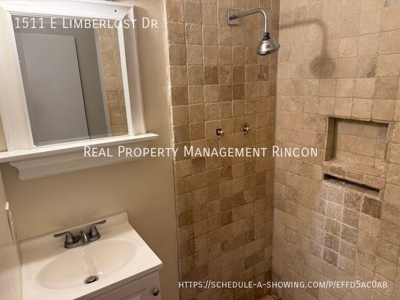 Building Photo - 1511 E Limberlost Dr