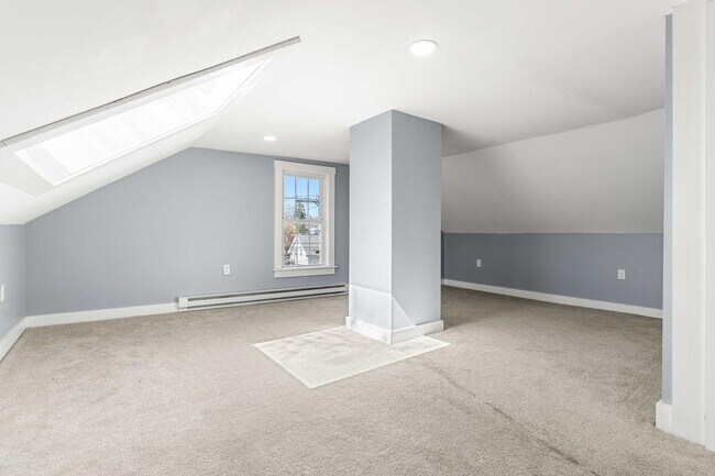 Building Photo - 95 Rumford St