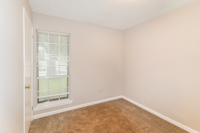 Building Photo - 581 Glade Park Loop