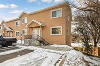 Building Photo - 2220 E La Salle St